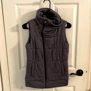 Women’s Northface Vest